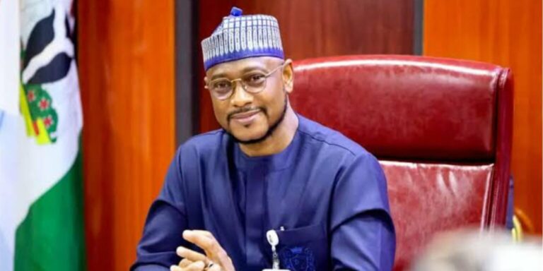 GridArt_20260218_093356475-1536x768